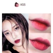 Three-dimensional two-color V-shaped lipstick